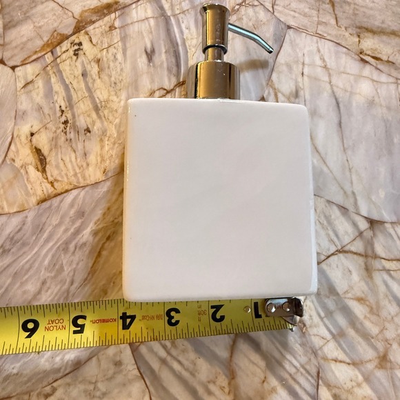 Harris Brothers Luxury Soap Dispenser White Ceramic Chrome Pump New York - Picture 7 of 8